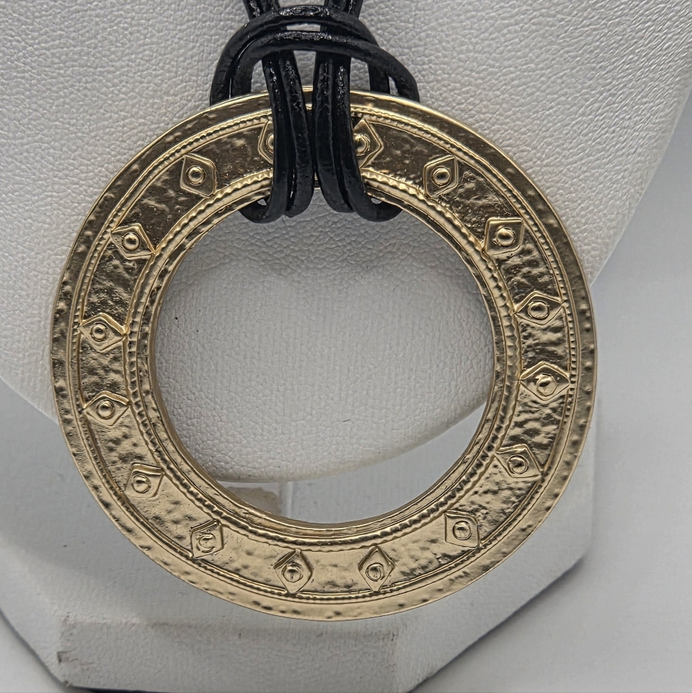 Chico’s Gold Tone Circle Pendant Necklace Black Cord - Picture 3 of 6